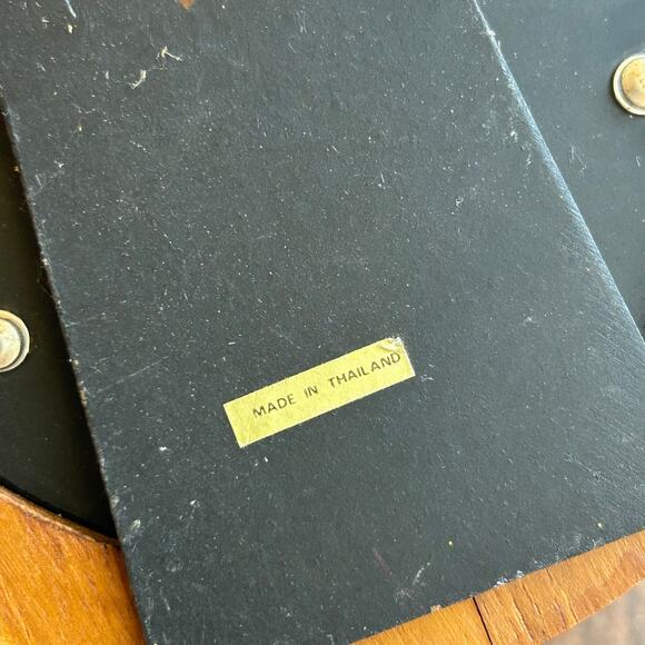 Vintage hand carved oval wood frame footed made in Thailand 5 x 7 - Picture 7 of 9